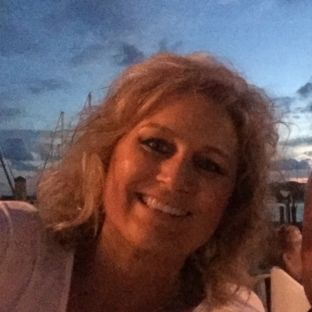 Meet your Posher, Jennifer